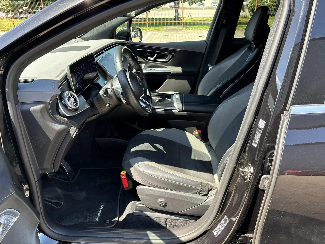 Mercedes EQE - Zdjęcie 9