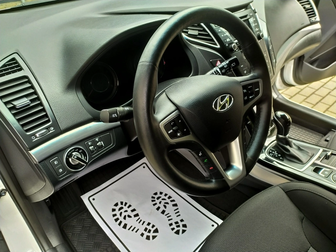 Hyundai i40 - Zdjęcie 16