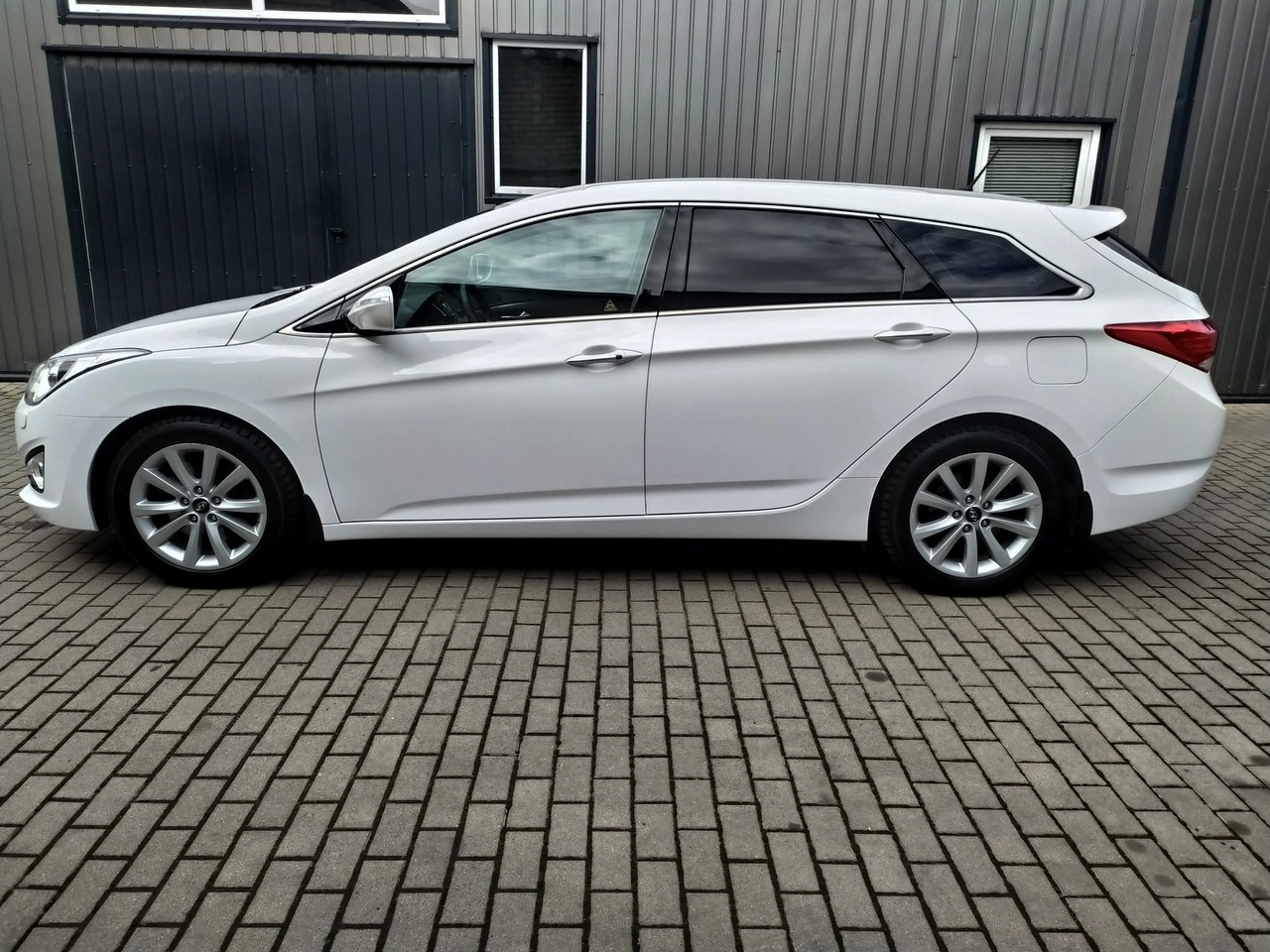 Hyundai i40 - Zdjęcie 3