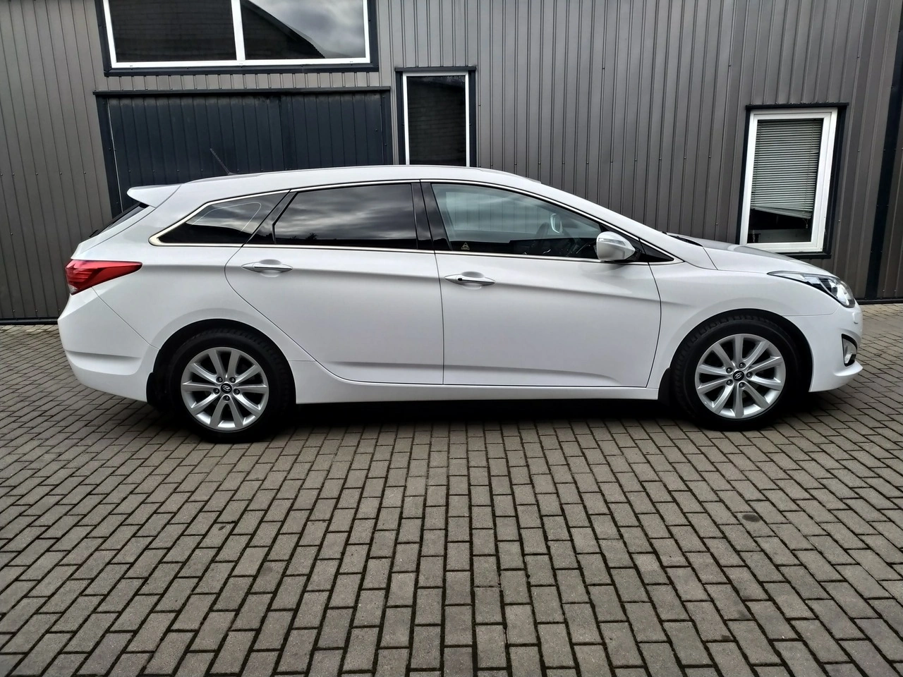 Hyundai i40 - Zdjęcie 7
