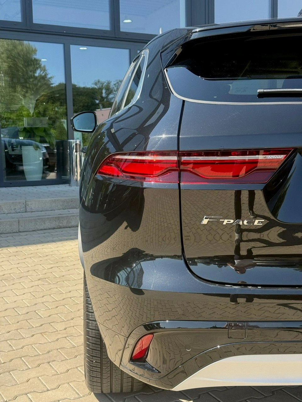 Jaguar F-Pace - Zdjęcie 9