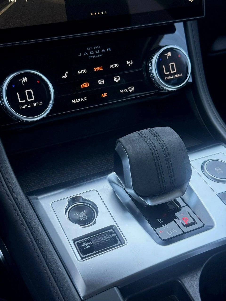 Jaguar F-Pace - Zdjęcie 12