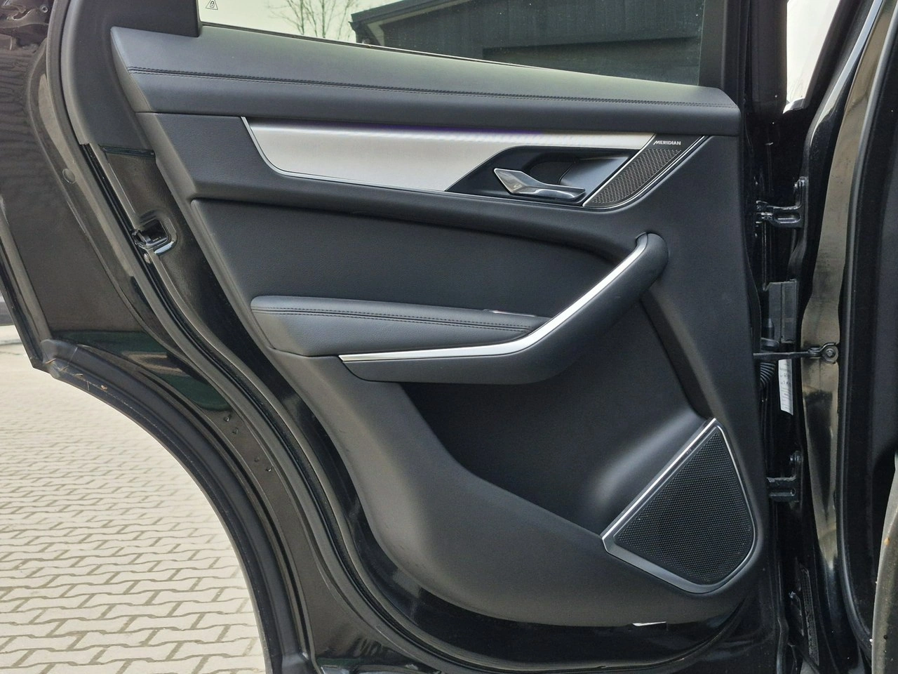 Jaguar F-Pace - Zdjęcie 23