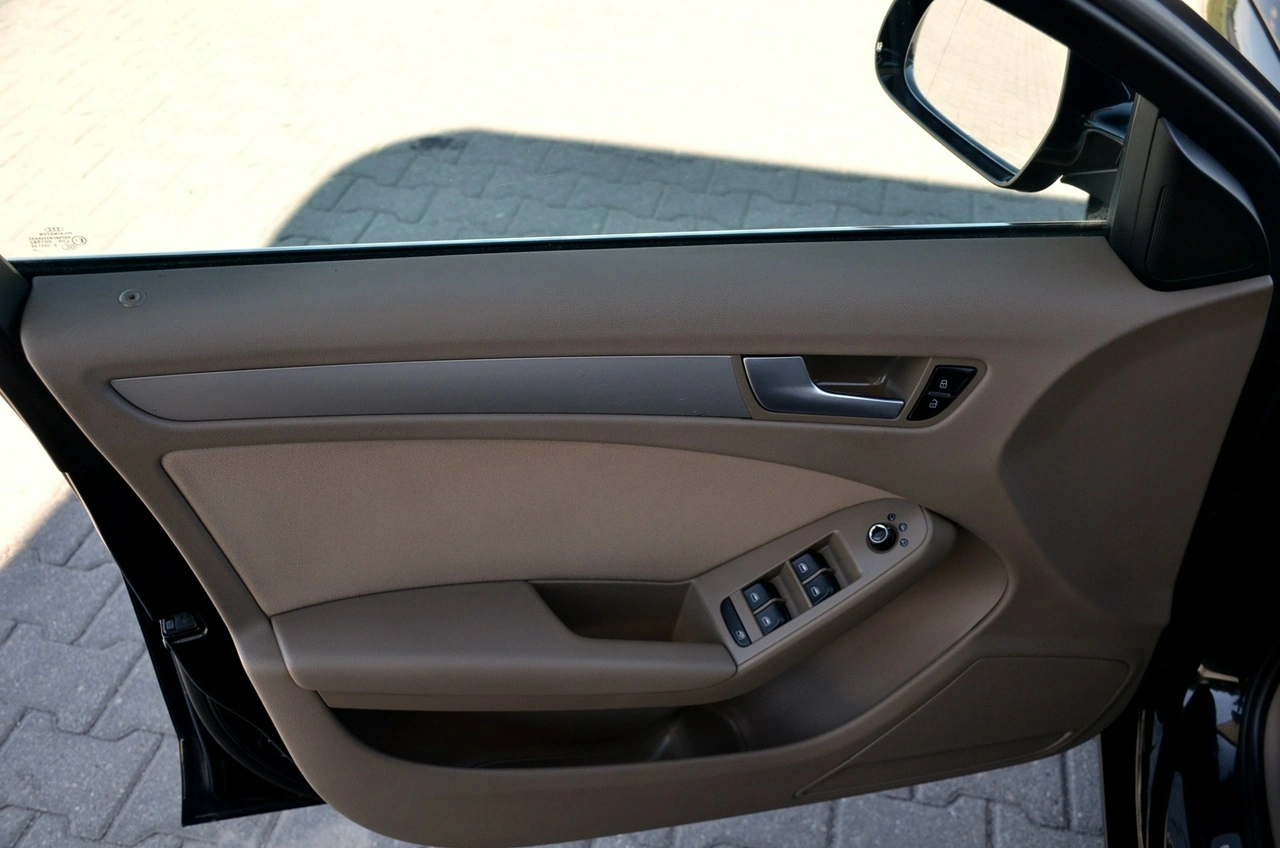 Audi A4 - Zdjęcie 12