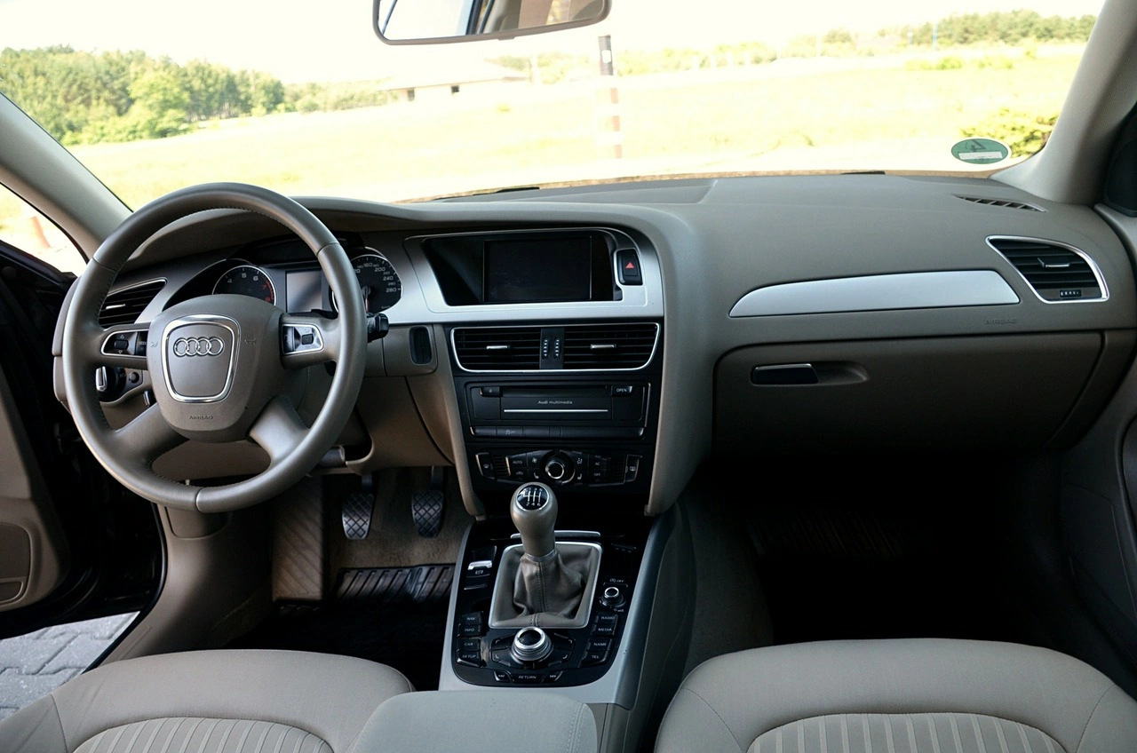 Audi A4 - Zdjęcie 18