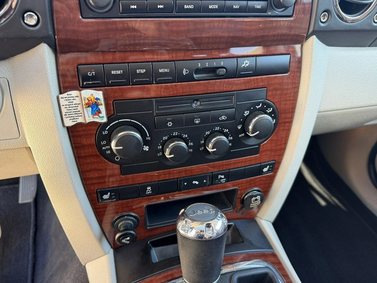 Jeep Commander - Zdjęcie 15