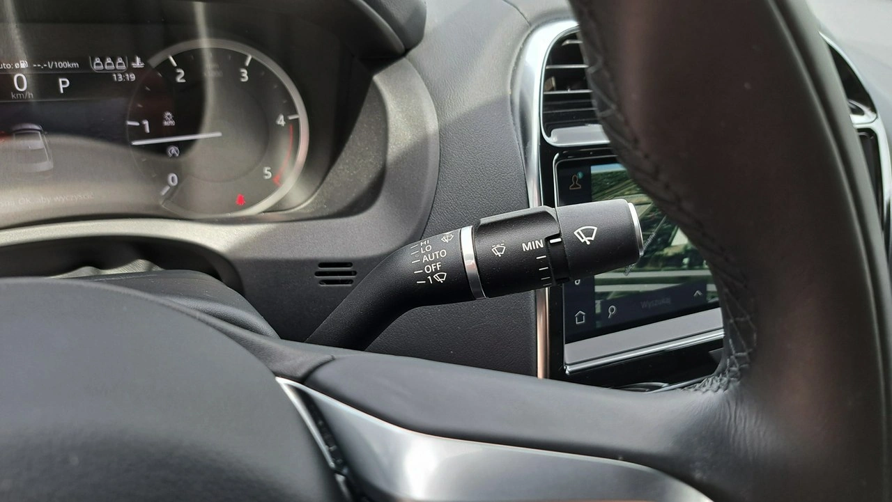 Jaguar XE - Zdjęcie 27