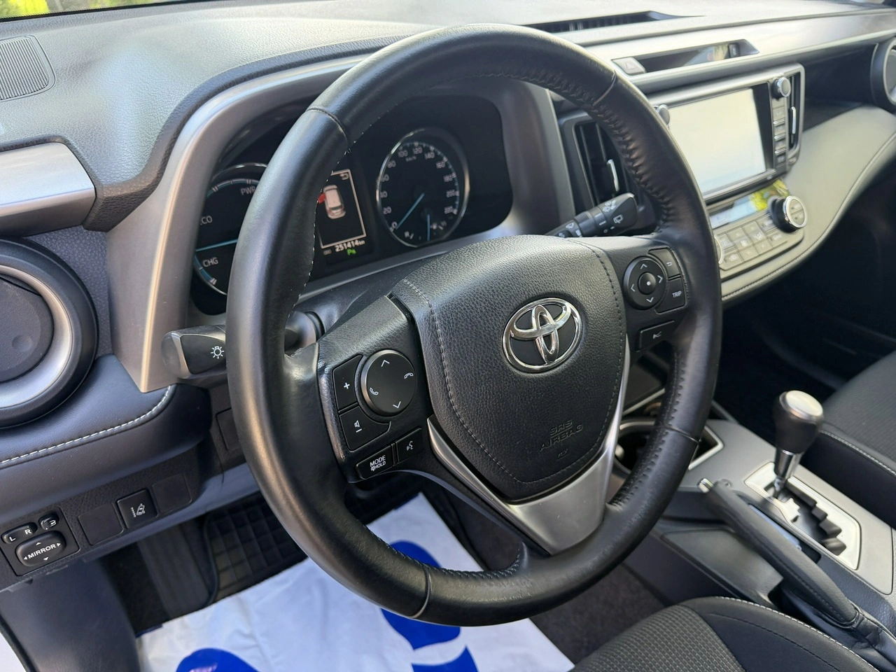 Toyota RAV-4 - Zdjęcie 18