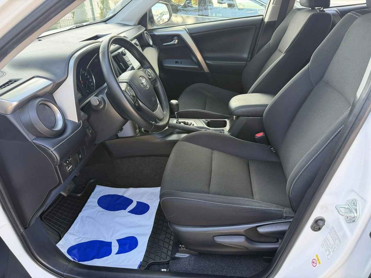 Toyota RAV-4 - Zdjęcie 19