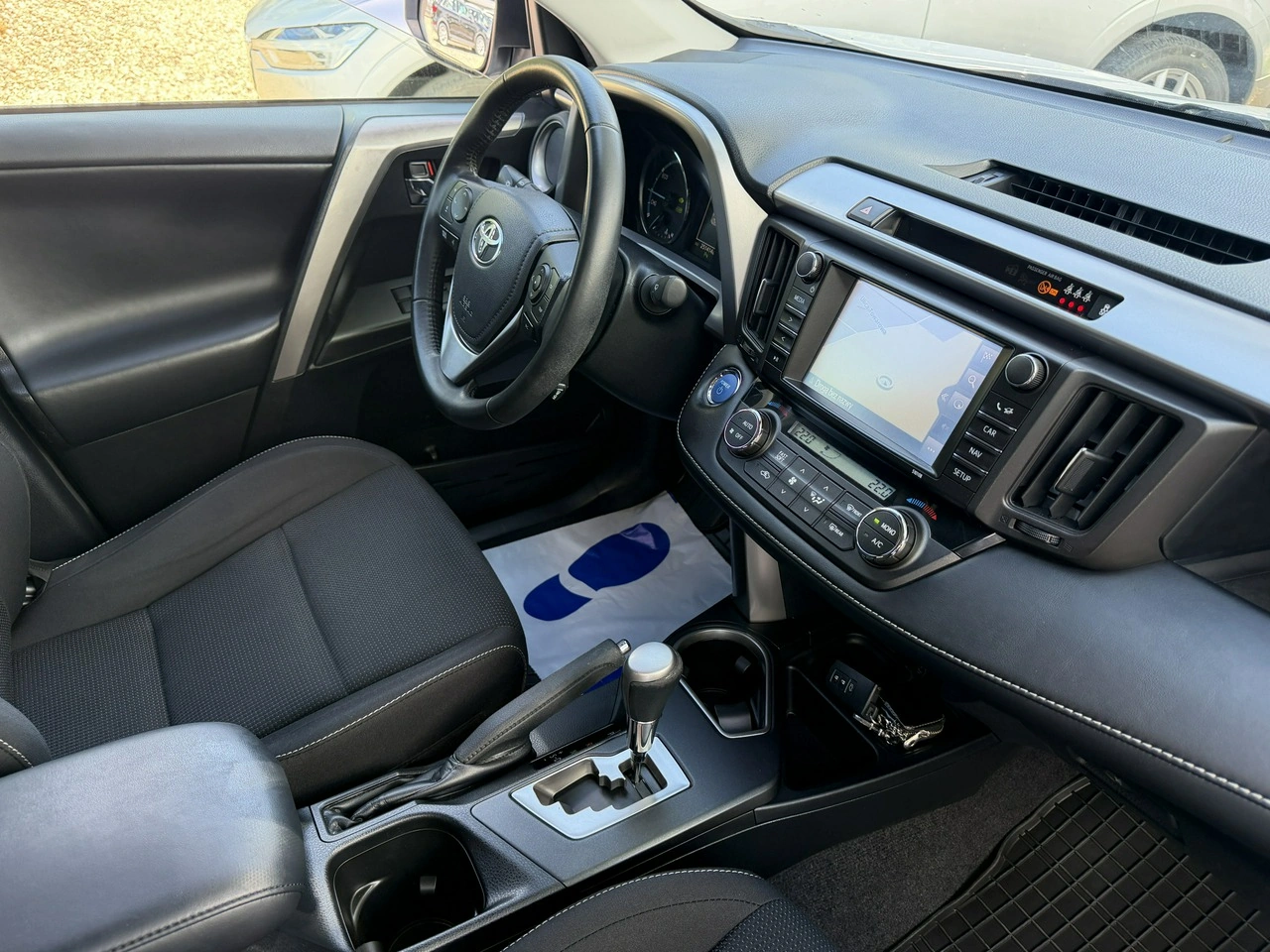 Toyota RAV-4 - Zdjęcie 34