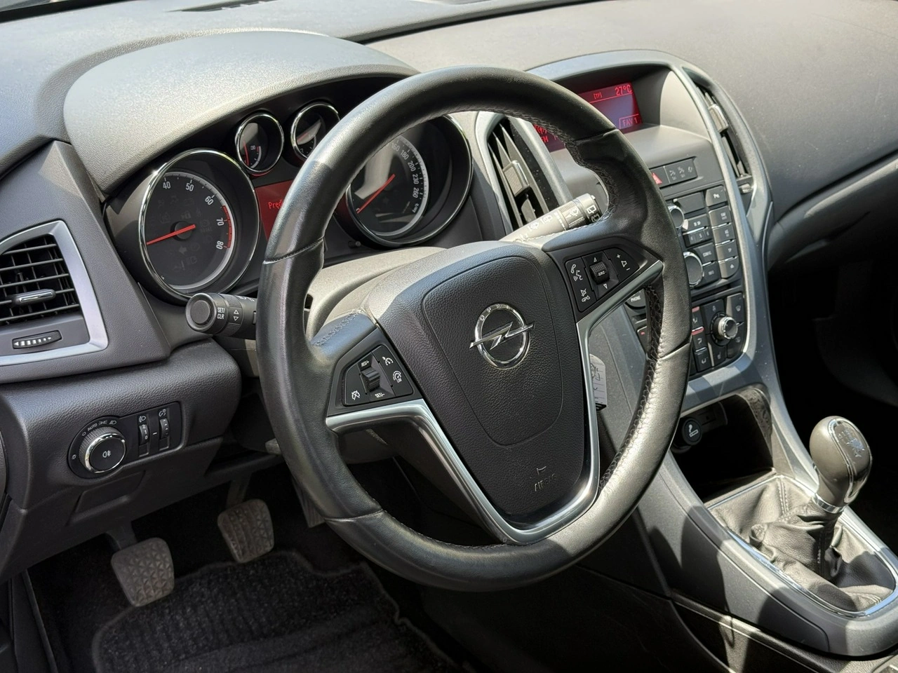 Opel Astra - Zdjęcie 17
