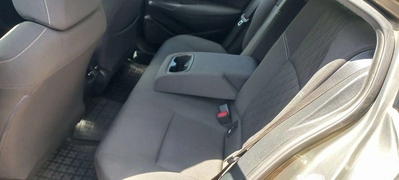 Toyota Corolla - Zdjęcie 8