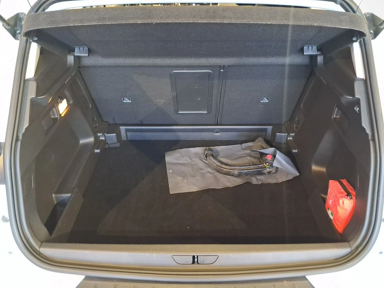 Opel Grandland X - Zdjęcie 10