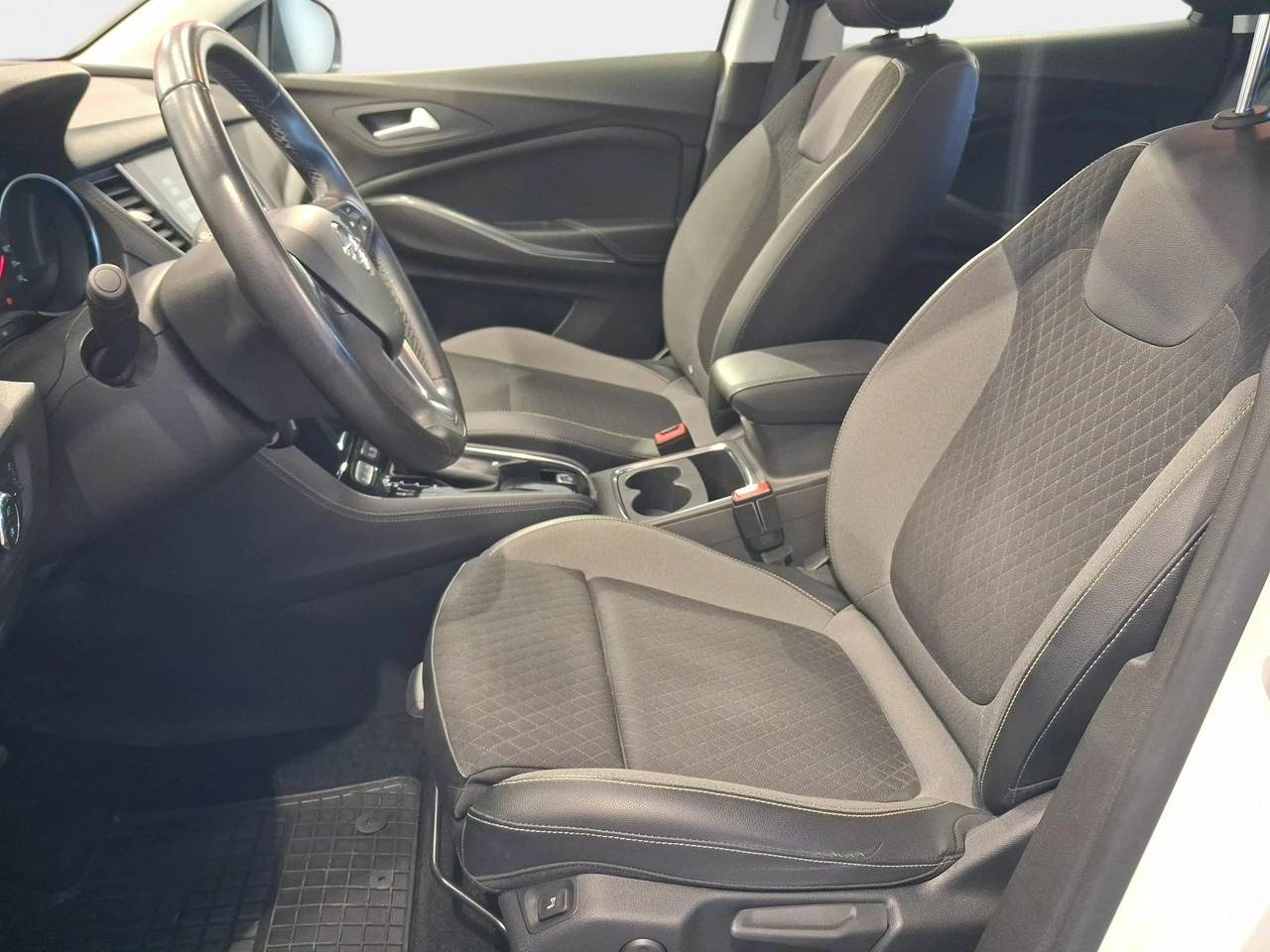 Opel Grandland X - Zdjęcie 8