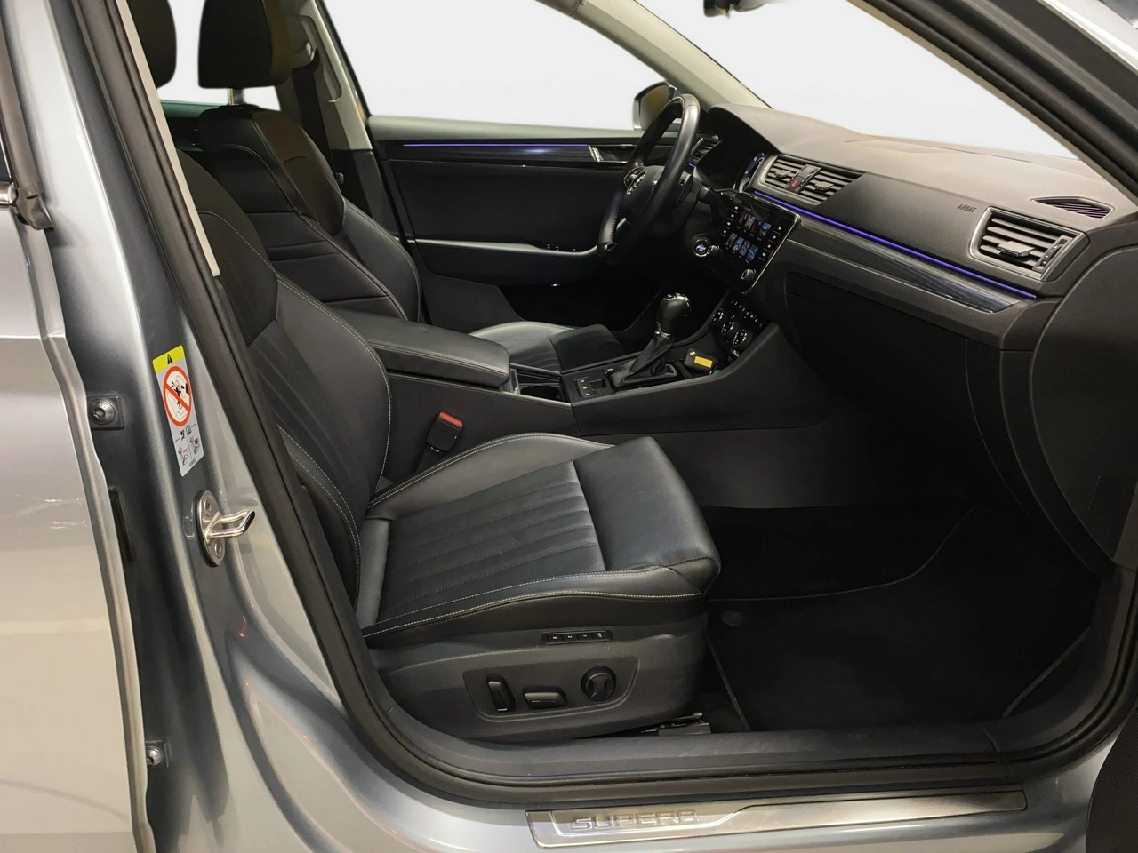 Skoda Superb - Zdjęcie 11