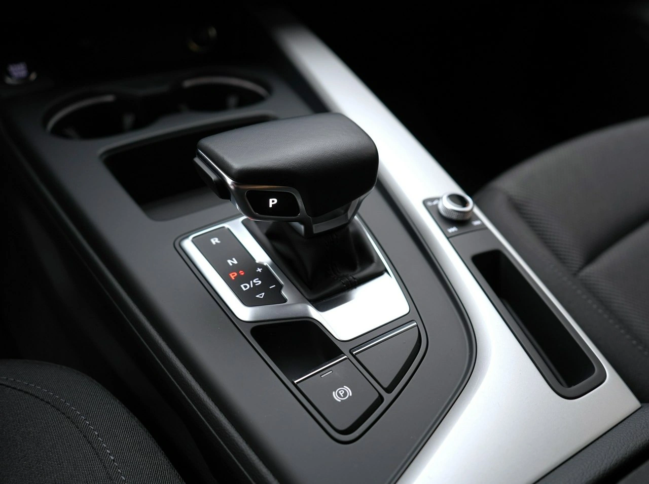 Audi A4 - Zdjęcie 16