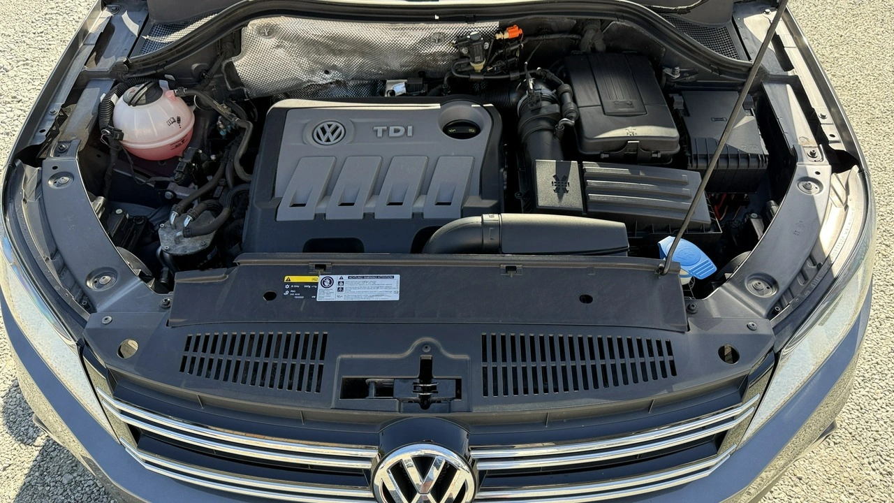 Volkswagen Tiguan - Zdjęcie 15