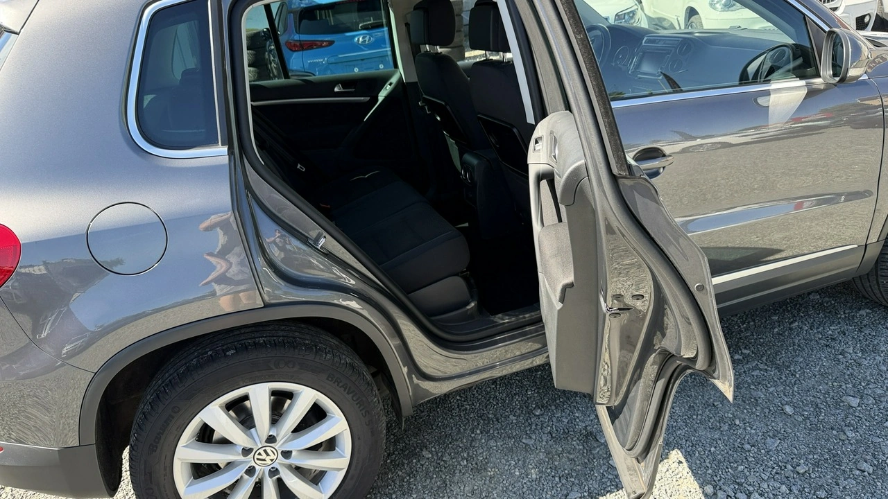Volkswagen Tiguan - Zdjęcie 18