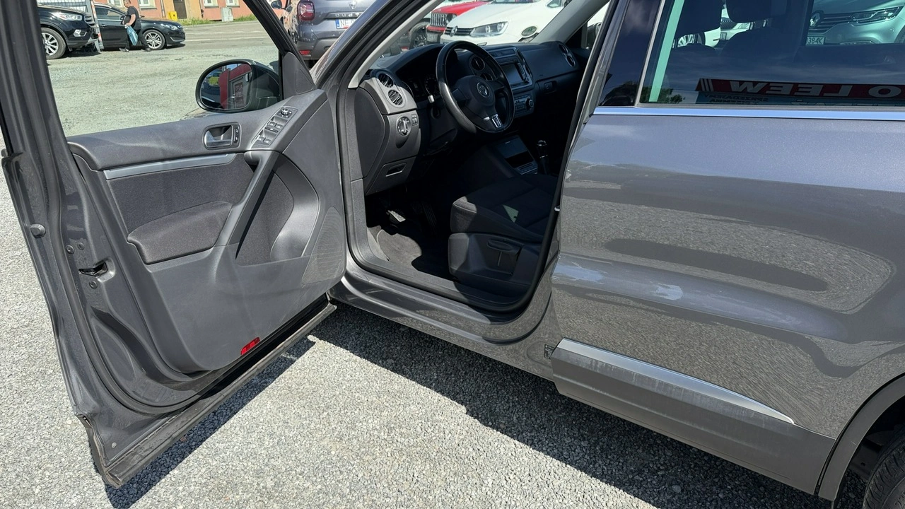 Volkswagen Tiguan - Zdjęcie 23