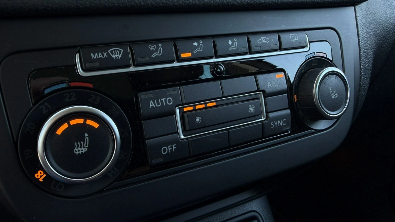 Volkswagen Tiguan - Zdjęcie 30