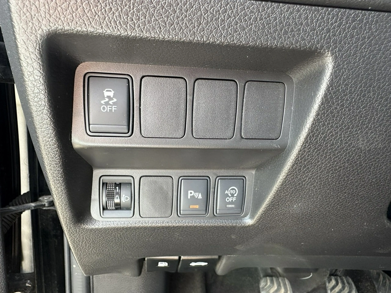 Nissan X-Trail - Zdjęcie 11