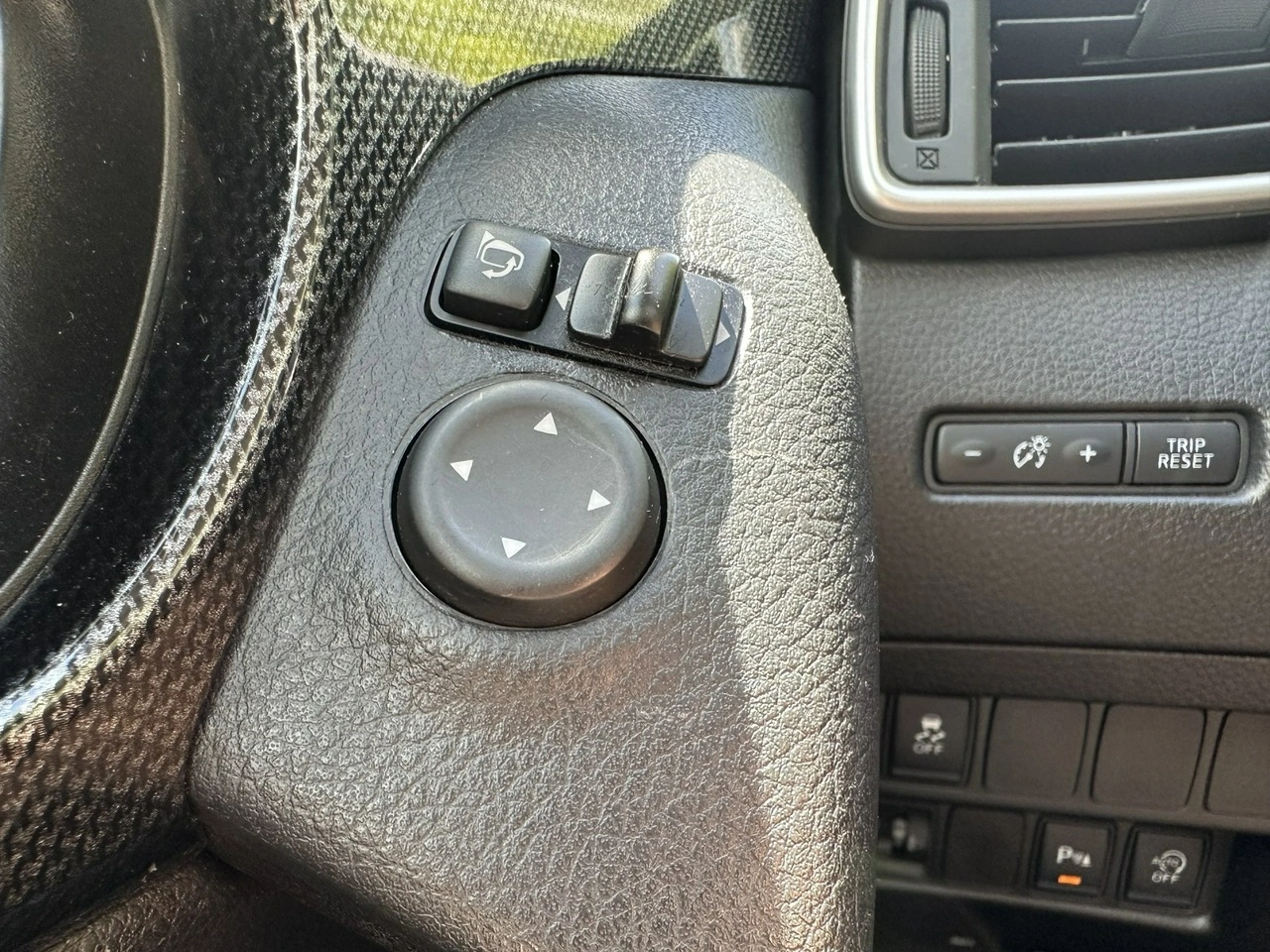 Nissan X-Trail - Zdjęcie 15