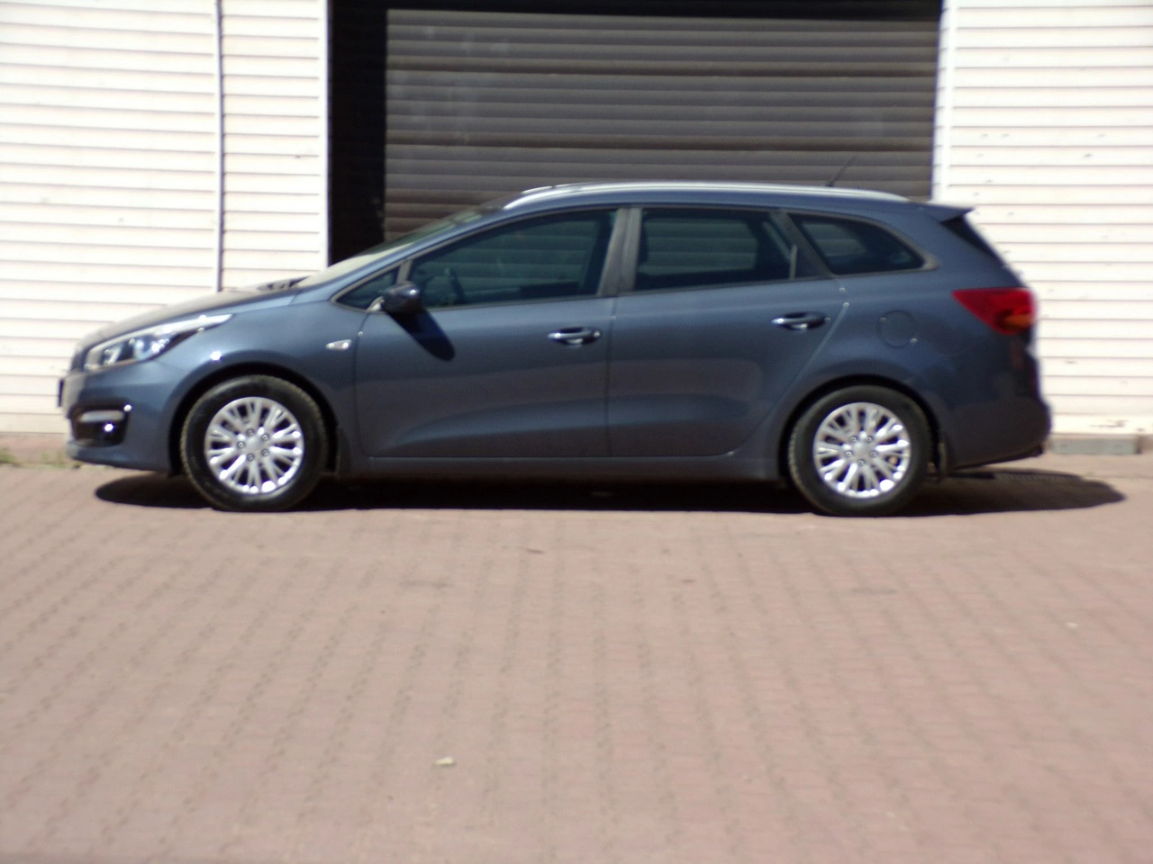 Kia Ceed - Zdjęcie 9