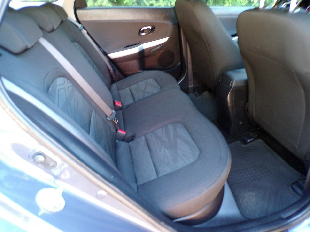 Kia Ceed - Zdjęcie 17