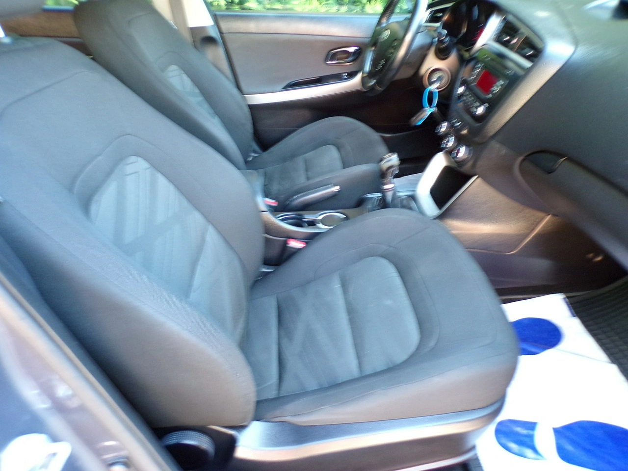 Kia Ceed - Zdjęcie 27