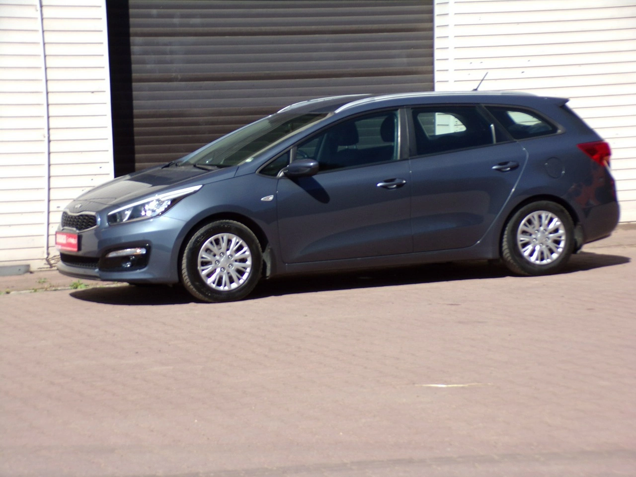 Kia Ceed - Zdjęcie 8