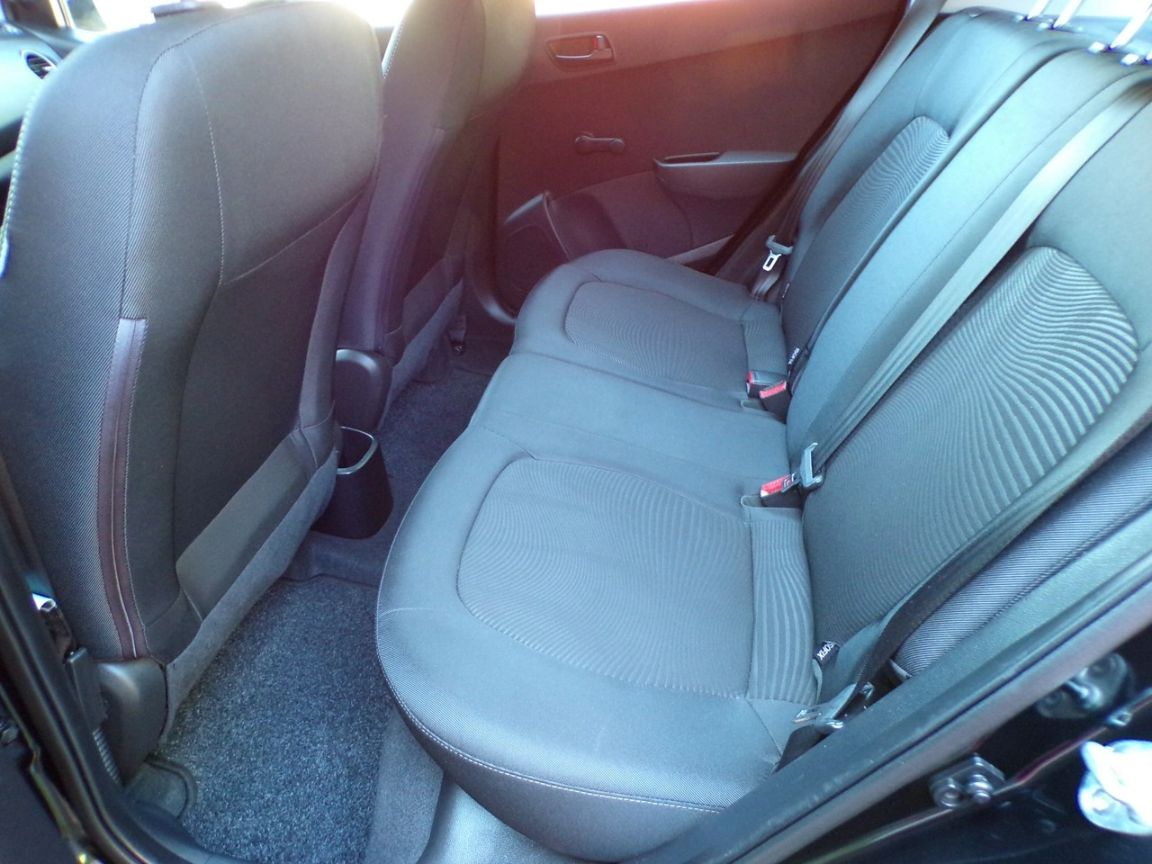 Hyundai i10 - Zdjęcie 17
