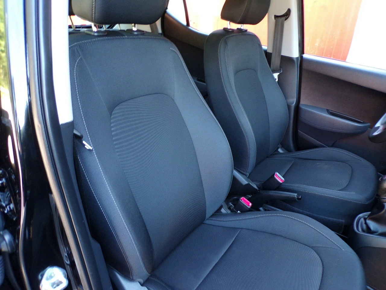 Hyundai i10 - Zdjęcie 22