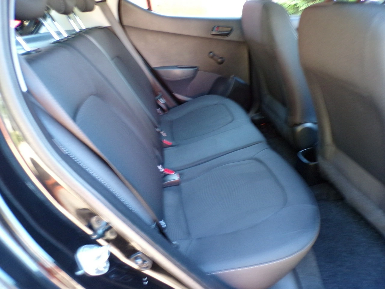Hyundai i10 - Zdjęcie 24