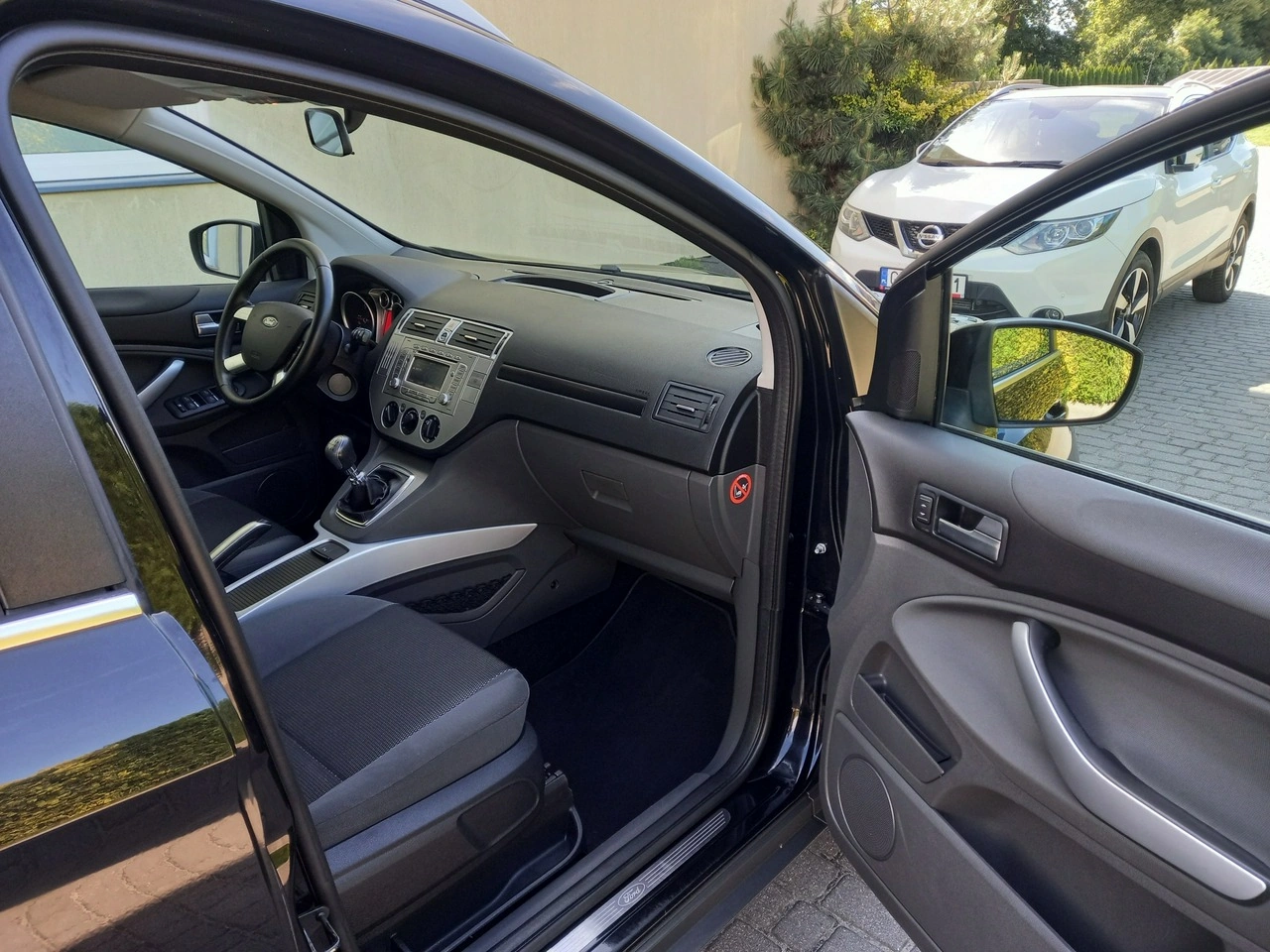Ford Kuga - Zdjęcie 19