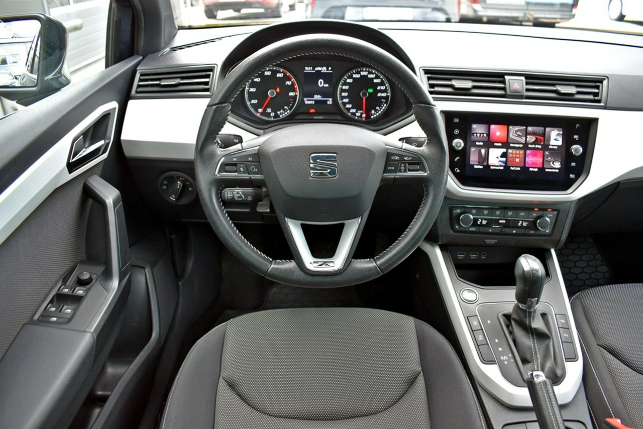 Seat Arona - Zdjęcie 13