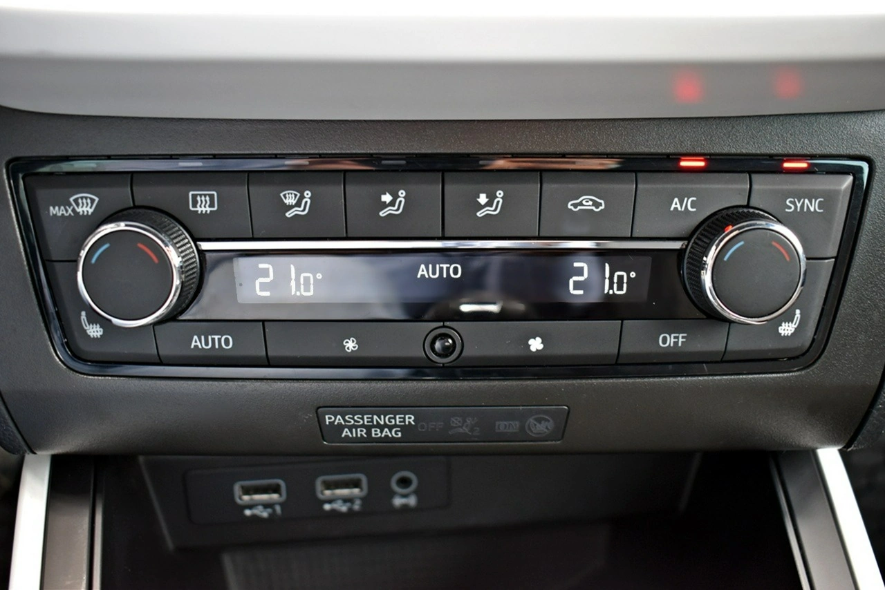 Seat Arona - Zdjęcie 23