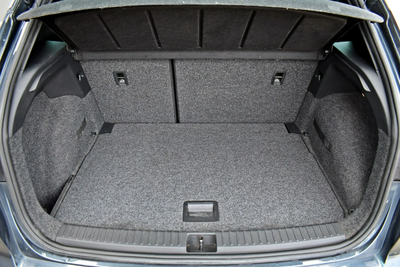 Seat Arona - Zdjęcie 25