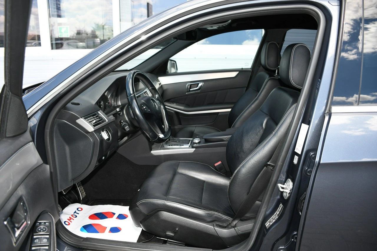 Mercedes E 220 - Zdjęcie 16