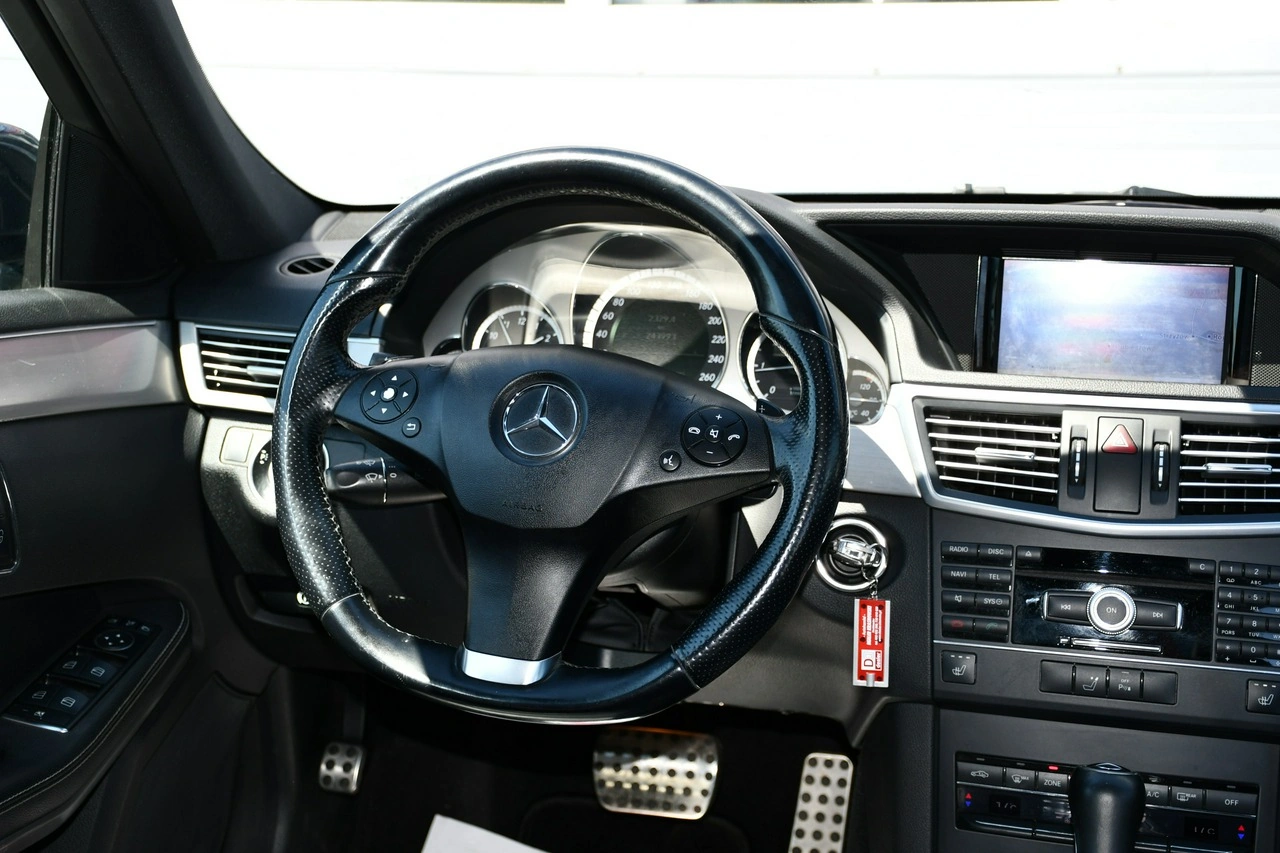 Mercedes E 220 - Zdjęcie 20