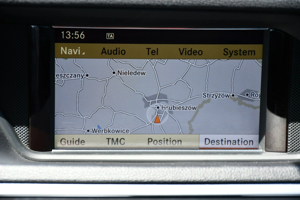 Mercedes E 220 - Zdjęcie 2