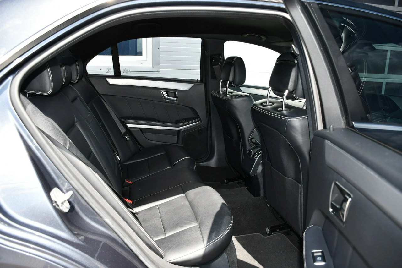 Mercedes E 220 - Zdjęcie 31