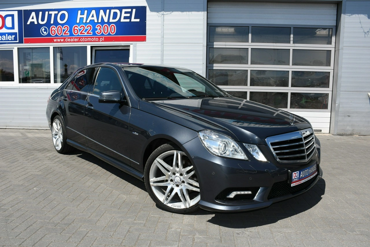 Mercedes E 220 - Zdjęcie 8