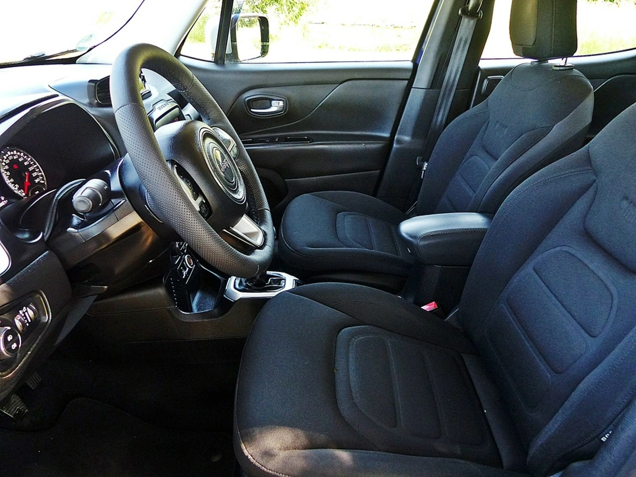 Jeep Renegade - Zdjęcie 18