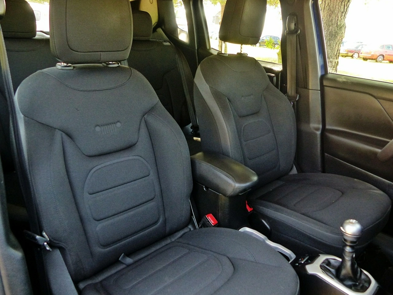 Jeep Renegade - Zdjęcie 25