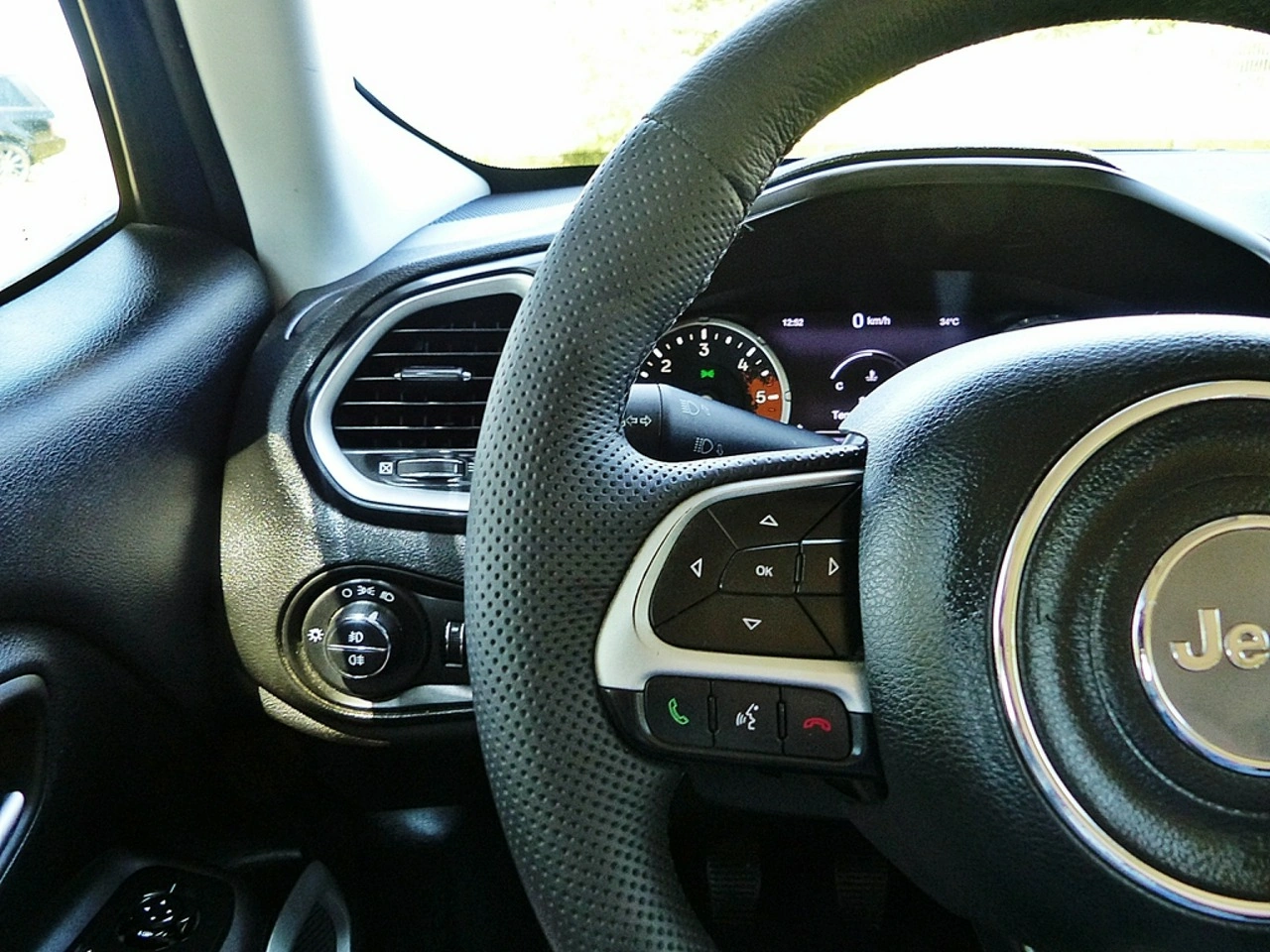 Jeep Renegade - Zdjęcie 29