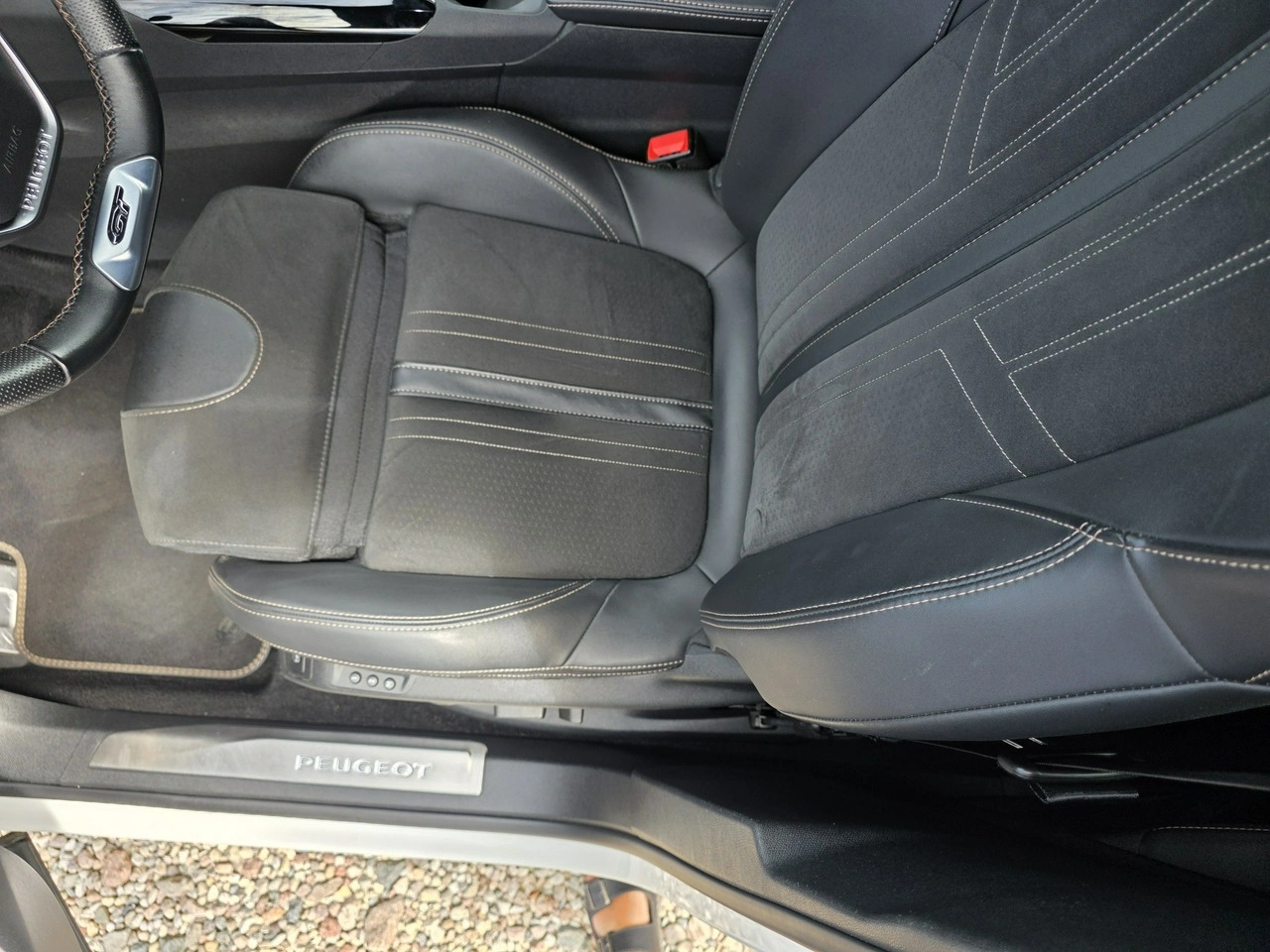 Peugeot 5008 - Zdjęcie 24