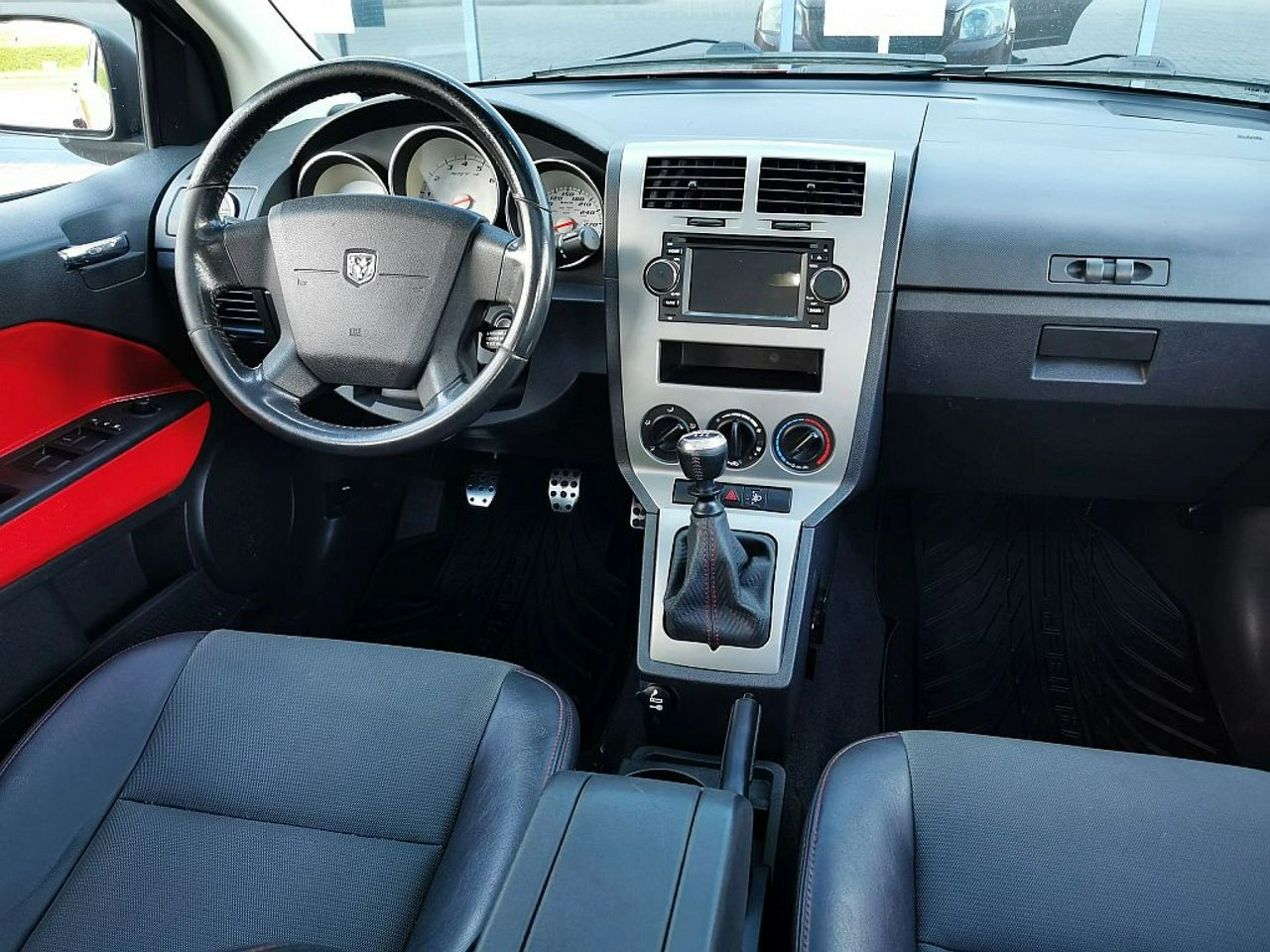 Dodge Caliber - Zdjęcie 4