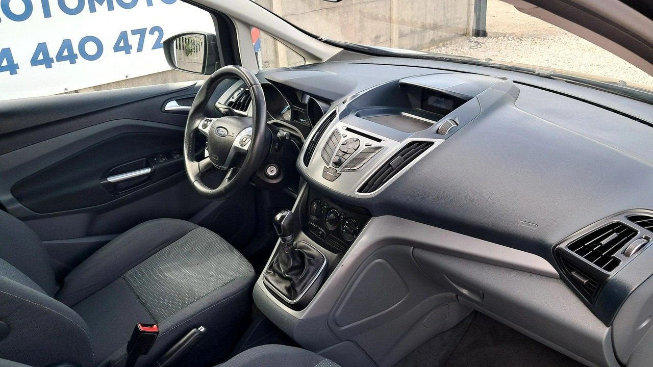 Ford Grand C-MAX - Zdjęcie 13