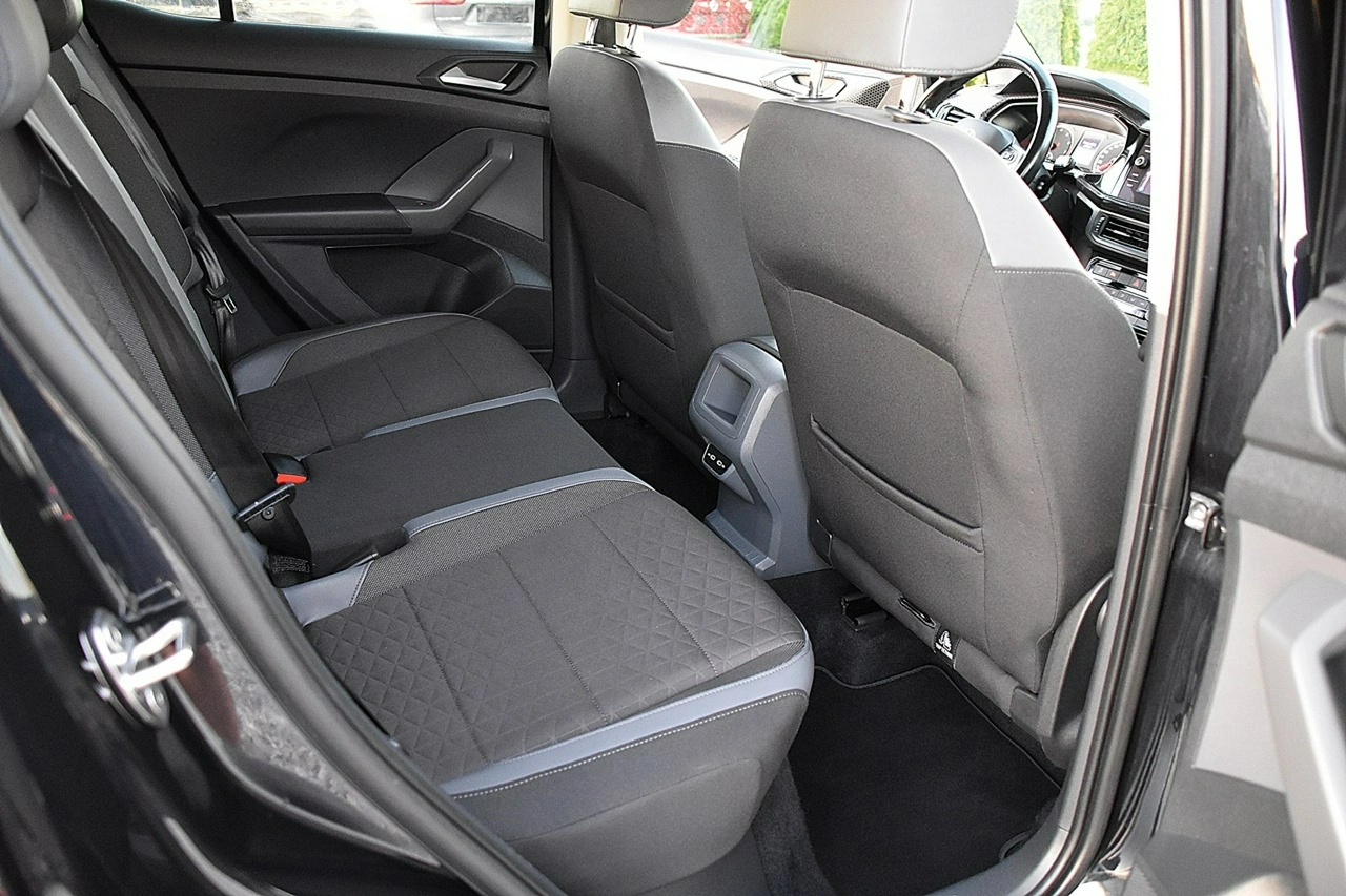 Volkswagen T-Cross - Zdjęcie 12