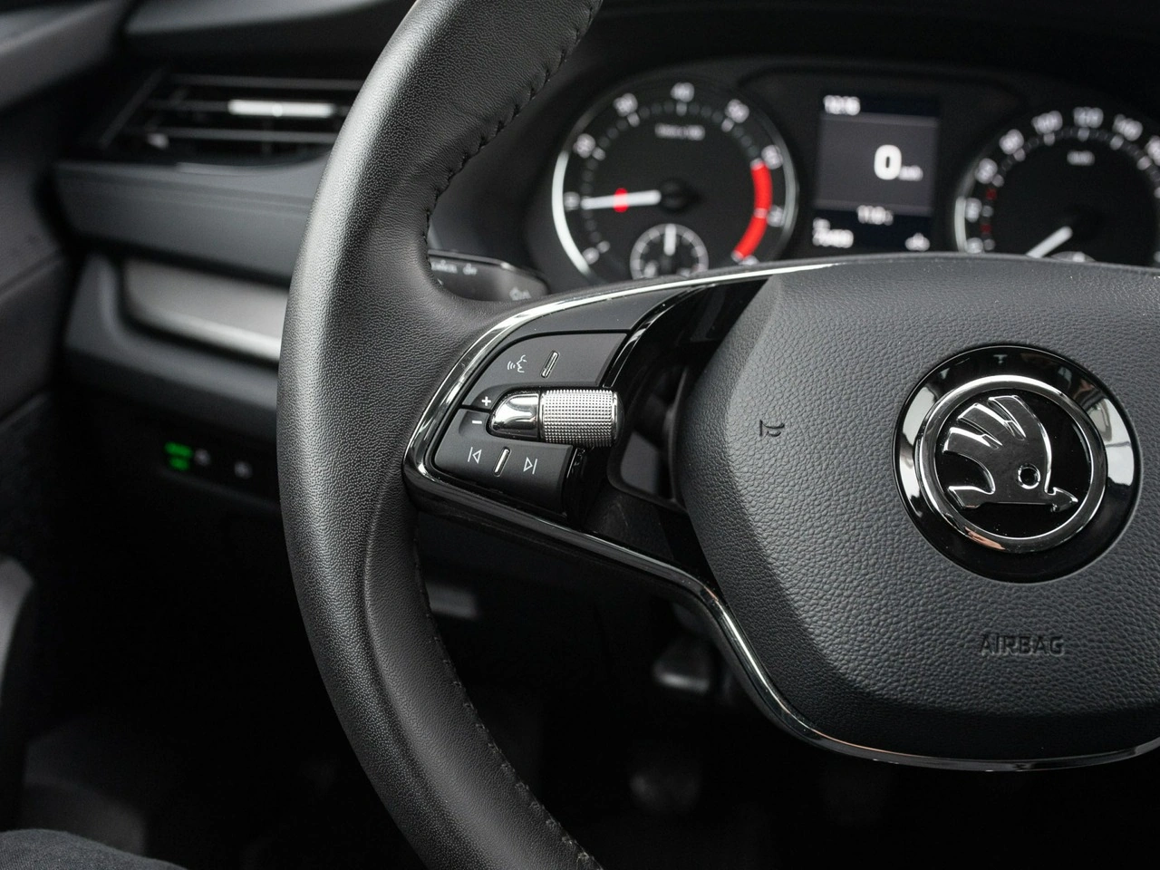Skoda Octavia - Zdjęcie 11